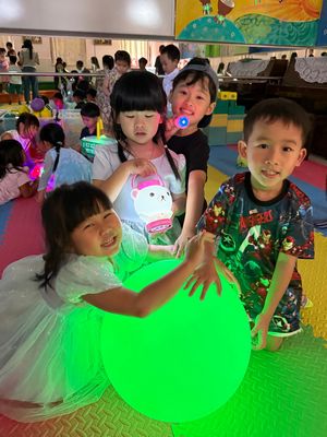 中秋提燈會暨生日會